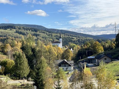 TERASA 06 POHLED-NA-KOSTEL